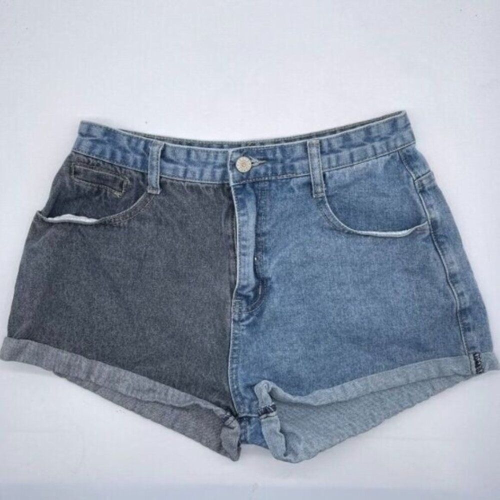 SHEIN M Medium Jean Denim High Waist Shorts Cuffed